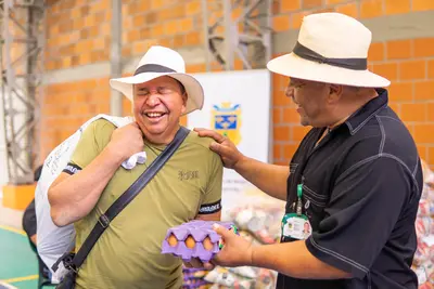 Mercados para la Gente: Un gesto de solidaridad para los hogares risaraldenses